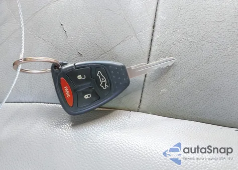 2006 Chrysler 300 Touring из США, поврежденный, VIN 2C3KA53G46H102938